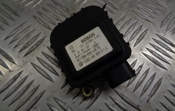 Audi A4 S4 B6 8E 8H A/C air flow flap actuator/motor 4B1820511A