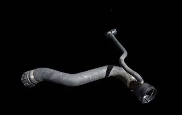 BMW 5 E60 E61 Engine coolant pipe/hose 7799747