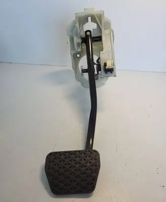 BMW 3 F30 F35 F31 Brake pedal 6875798