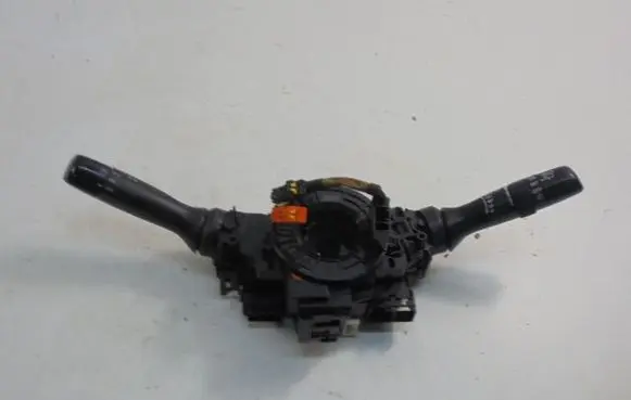 Toyota Prius+ (ZVW40) Wiper turn signal indicator stalk/switch 8924574010