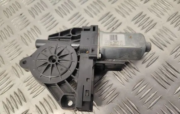 Volvo V60 Front door window regulator motor 966269