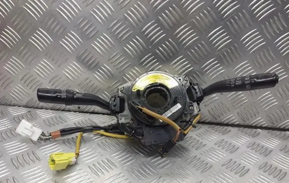Subaru Forester SG Headlight wiper switch 83111SA16