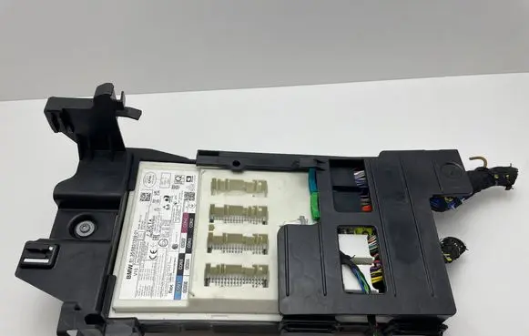 BMW 3 G20 G21 Central body control module 5B31359