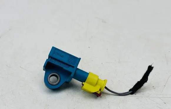 Audi Q3 8U Airbag deployment crash/impact sensor 5K0959351A 5WK44270