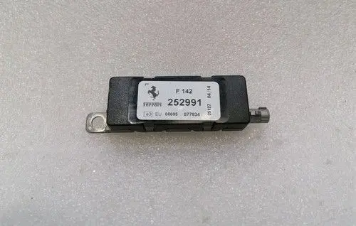 Ferrari FF Aerial antenna switch