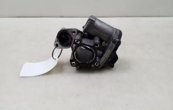 Nissan Qashqai Electric throttle body valve 147105543R
