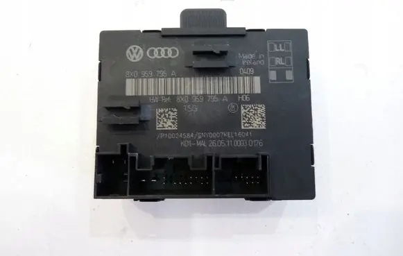 Audi Q3 8U Door control unit/module 8K0959795A