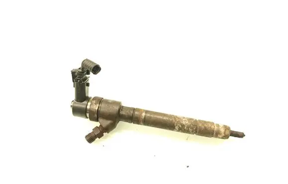 Volvo XC90 Fuel injector 30750283