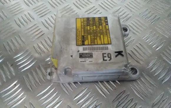 Toyota Prius (XW20) Airbag control unit/module 8917047390 1523006951