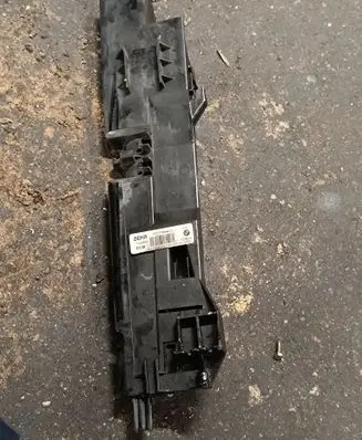 BMW X5 E70 Radiator support slam panel bracket 7799761
