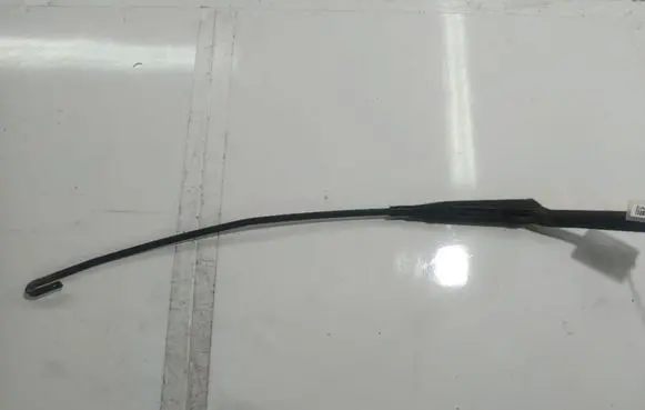 Opel Omega B2 Front wiper blade arm 