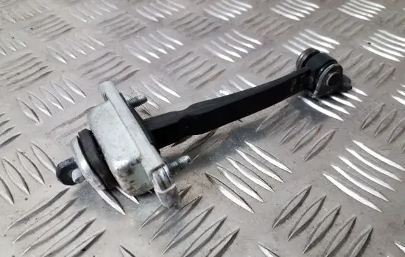 Opel Mokka Rear door check strap stopper