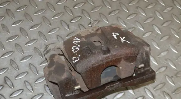 Lexus RX 330 - 350 - 400H Front brake caliper 