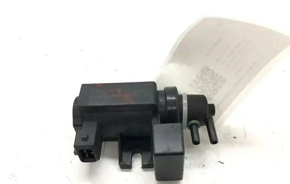 BMW 5 E60 E61 Turbo solenoid valve 7796634 70057903 11747796634