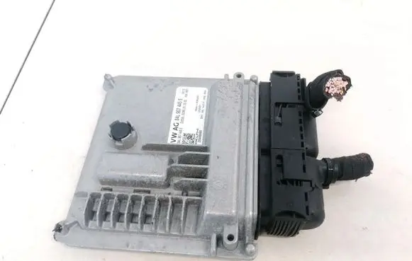 Audi A3 S3 8V Engine control unit/module 04L907445E 28499989