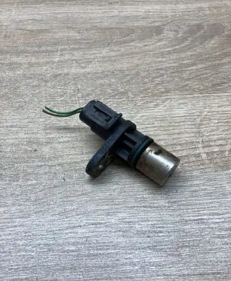 Opel Vectra C Crankshaft position sensor 12567712