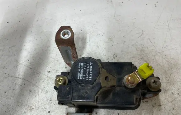 Mitsubishi Pajero Rear lock motor 1528005960