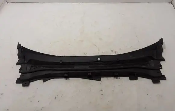 Wiper trim