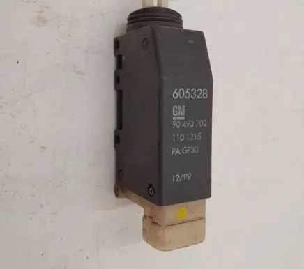 Opel Corsa B Front door lock motor 605328 1101215 90493702