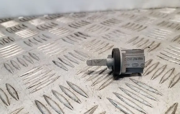 Volkswagen PASSAT B7 Interior temperature sensor 1K0907543G