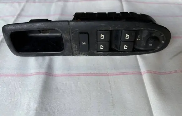 Peugeot 607 Electric window control switch 96498500XT E2898603 9658915877