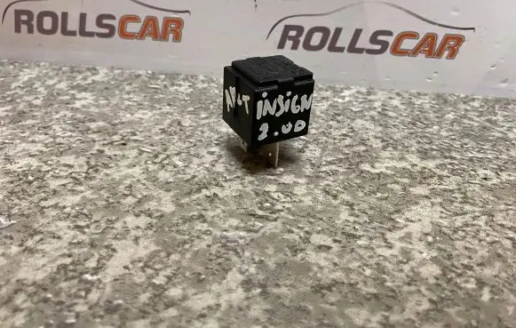 Opel Insignia A Other relay 69231 13245094