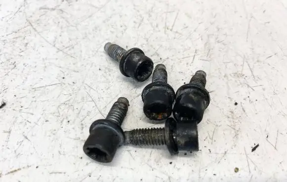 Fiat Stilo Nuts/bolts 