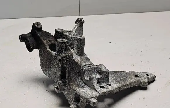 Peugeot Partner Engine mounting bracket 9674030280 C4003746SE J619CU3
