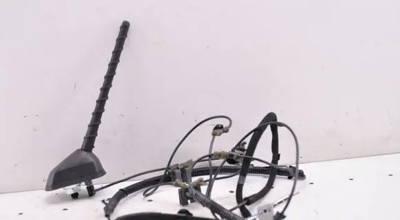Hyundai i10 Aerial GPS antenna 96200B4000