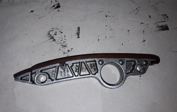 Audi A6 S6 C6 4F Slide rail for timing chain 059109469E 059109469