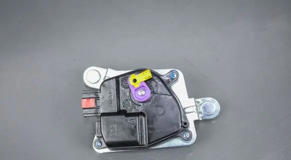 Hyundai i20 (PB PBT) Air flap motor/actuator
