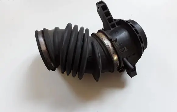 Ford Focus Air intake duct part F1F19C623A