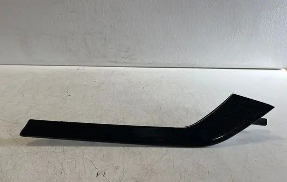 Audi Q7 4M Front door trim bar 4M0867410