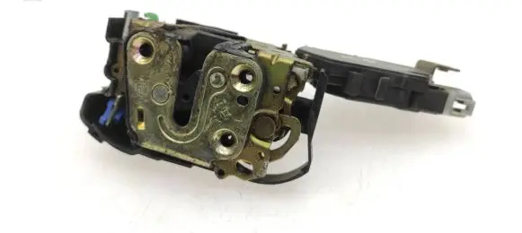 Subaru Outback Front door lock