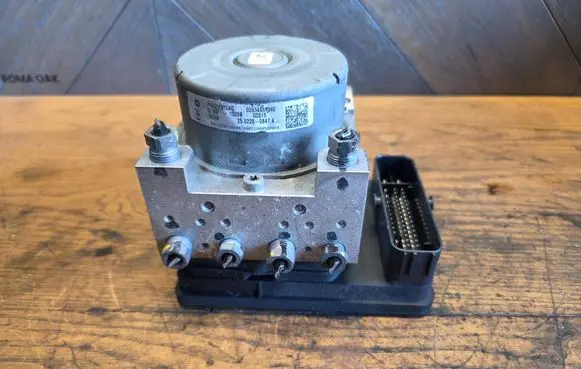 Jeep Compass ABS Pump P68311515AG 00534437340 25022008474