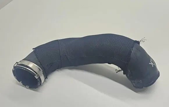 Intercooler hose/pipe