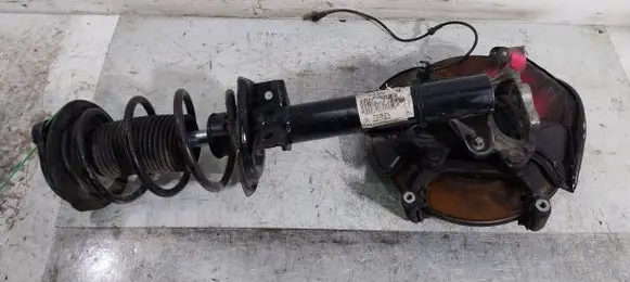 Mercedes-Benz C W204 Front wheel hub spindle knuckle A2043200413 A20401
