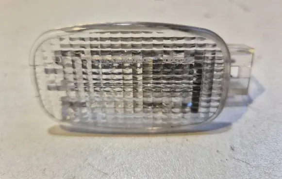 Mercedes-Benz E W211 Rear seat light A2118201601