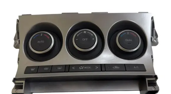 Mazda 3 II Climate control unit BBP561190K 40122