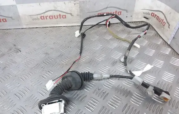 Toyota RAV 4 (XA30) Rear door wiring loom 8215342100G