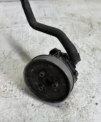Audi A6 S6 C5 4B Power steering pump
