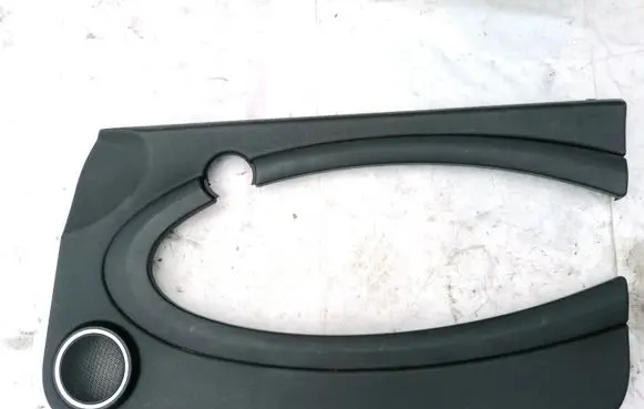 Mini Cooper Countryman R60 Front door card panel trim
