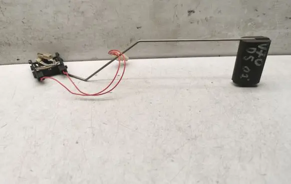 Volvo V70 Fuel level sensor 