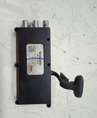 Volvo V50 Antenna control unit 8673493