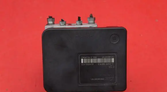 Mitsubishi Outlander ABS Pump 4670A336