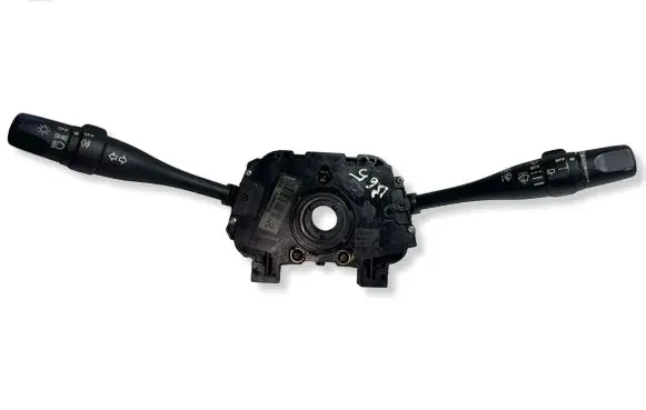 Nissan Almera N16 Wiper turn signal indicator stalk/switch 54034853