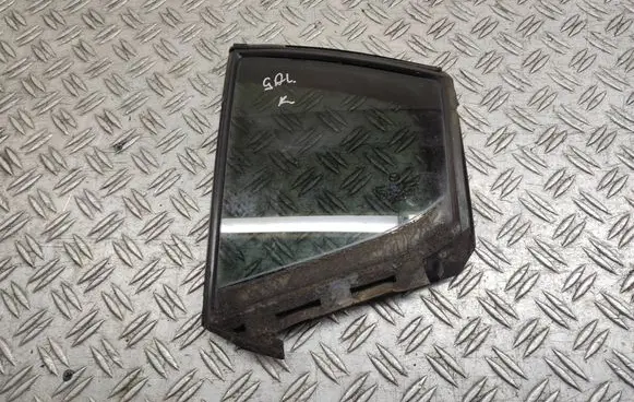 Mazda 3 III Rear vent window glass 43R000077 DOT772AS3M535 E000472