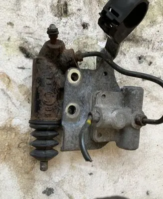 Toyota Corolla Verso E121 Clutch slave cylinder 