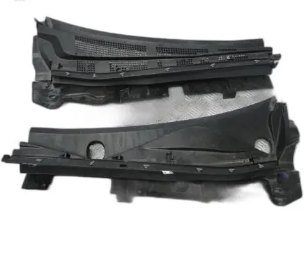 Mazda MX-30 Wiper trim