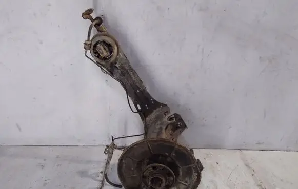 Volvo V70 Rear wheel hub spindle/knuckle 6G915A968
